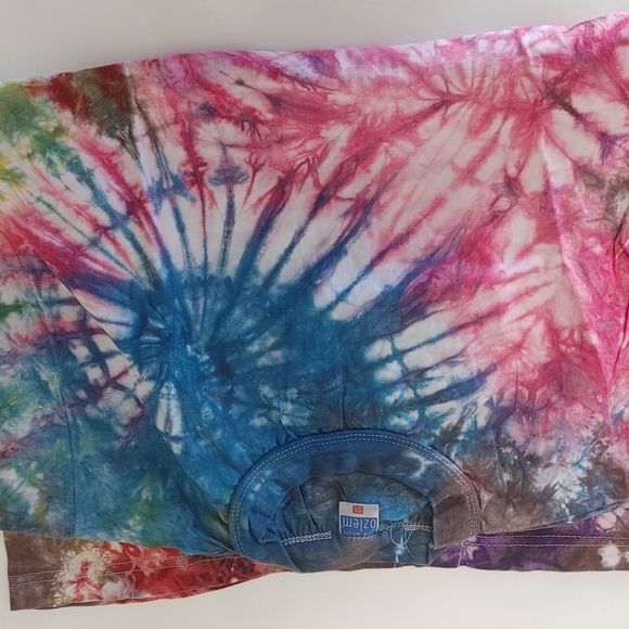 Ladies Adire Tops - Picture 8 of 10